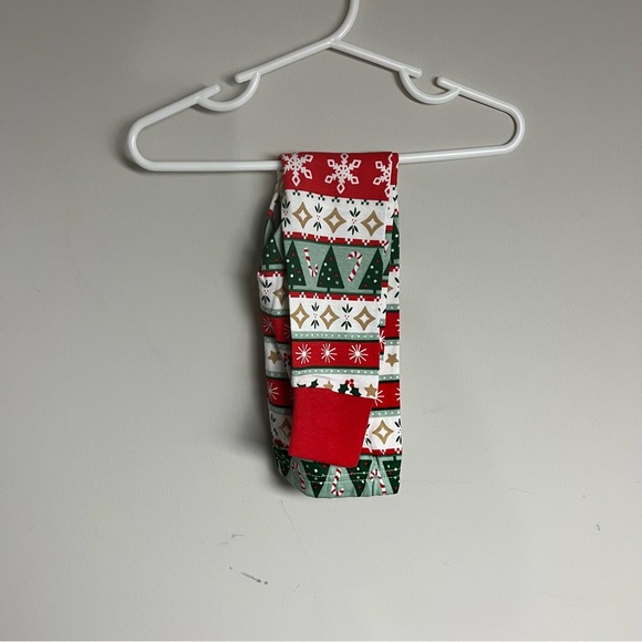 Carter’s Holiday Children Pajamas 2 Piece Set - Picture 5 of 5